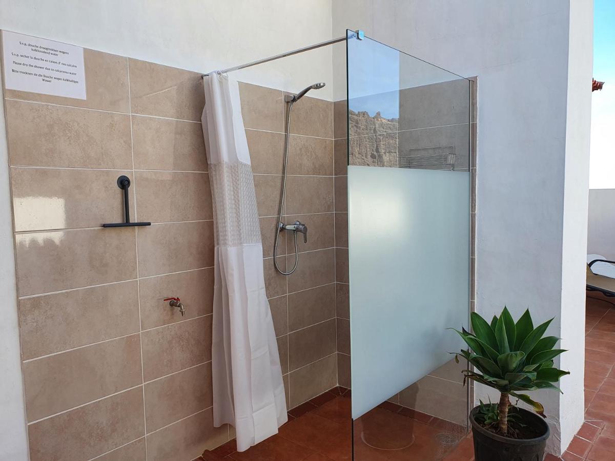 アカンティラド・デ・ロス・ヒガンテスPenthouse De Roca In Poblado Marineroアパートメント エクステリア 写真