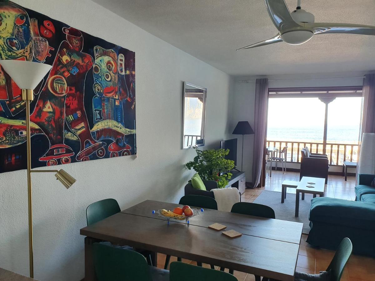 アカンティラド・デ・ロス・ヒガンテスPenthouse De Roca In Poblado Marineroアパートメント エクステリア 写真