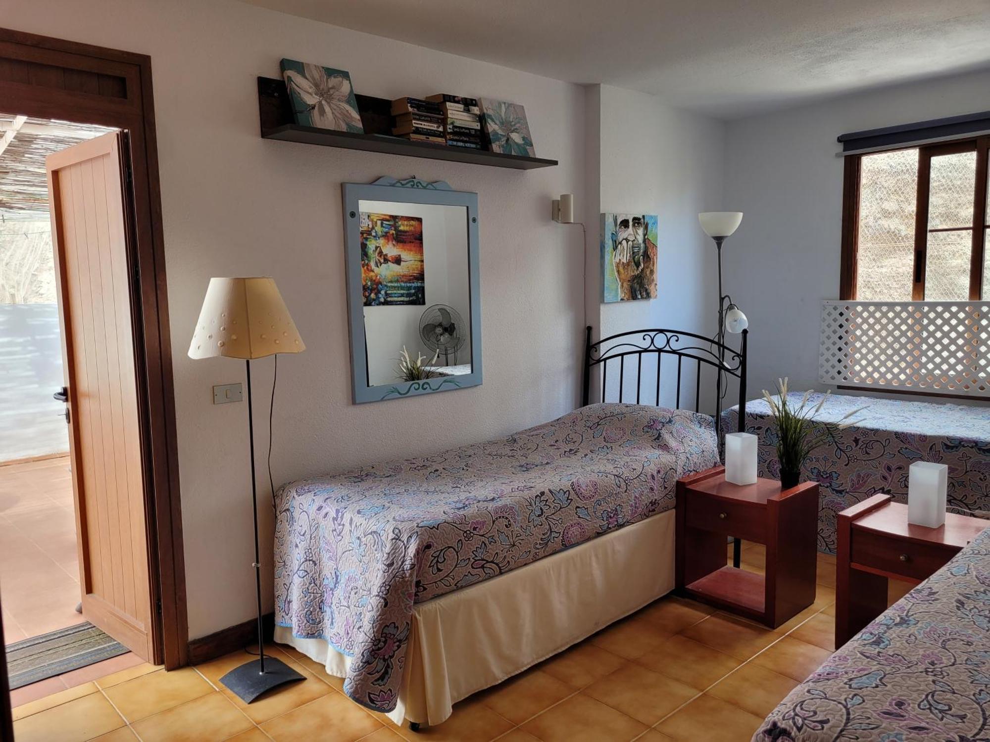 アカンティラド・デ・ロス・ヒガンテスPenthouse De Roca In Poblado Marineroアパートメント エクステリア 写真