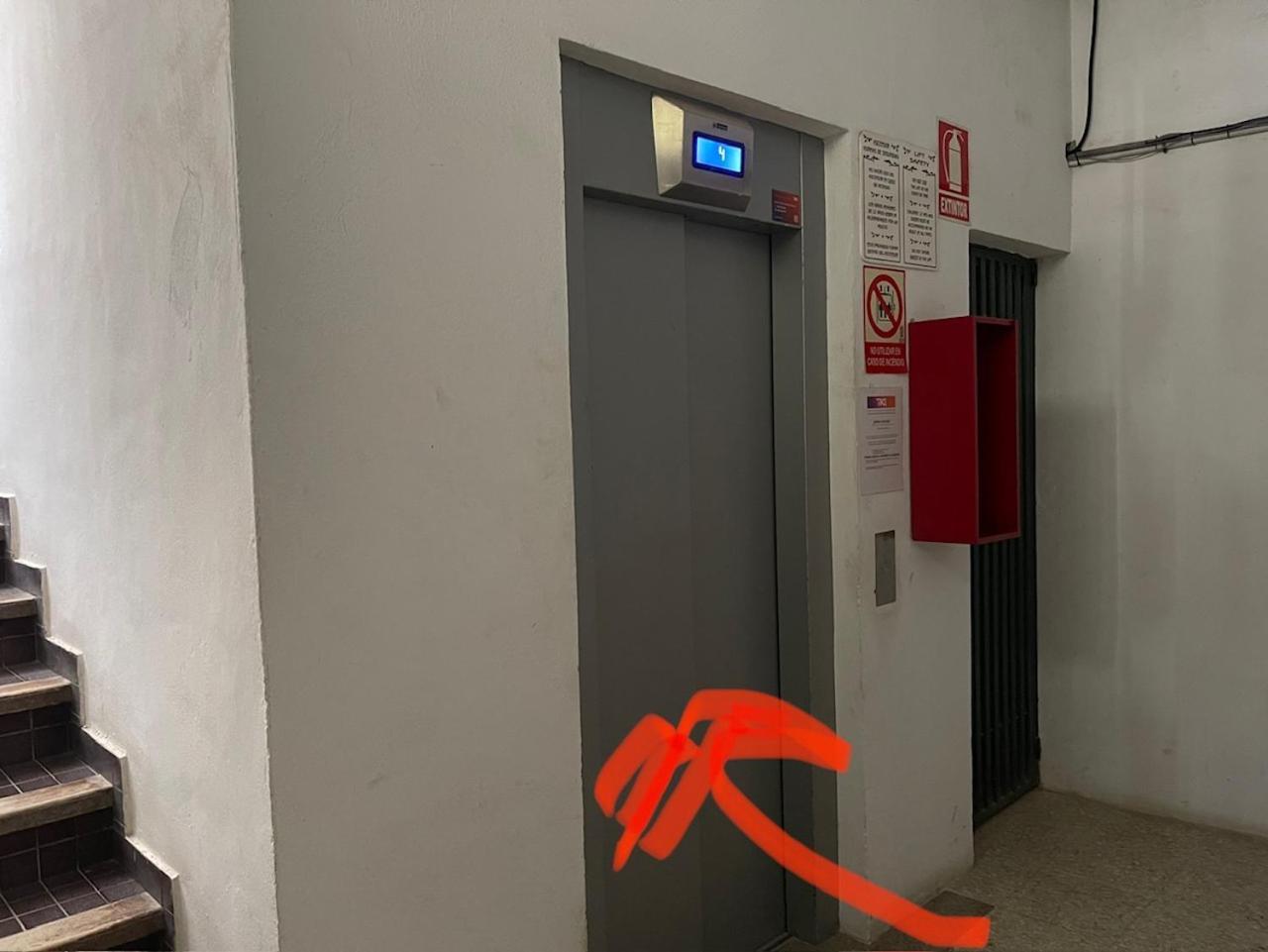 アカンティラド・デ・ロス・ヒガンテスPenthouse De Roca In Poblado Marineroアパートメント エクステリア 写真